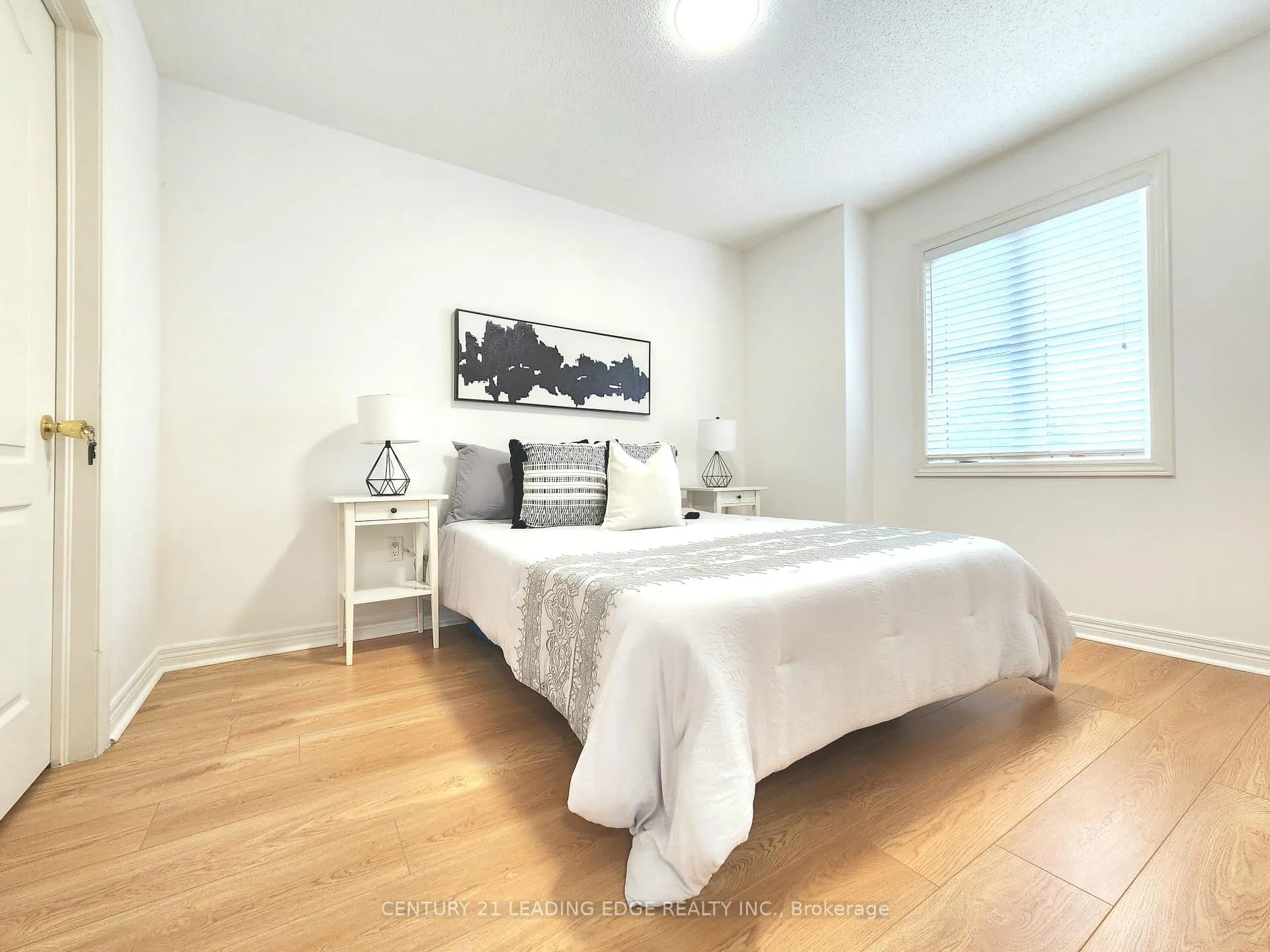 Photo 20 of 93 Treasure Hill Road, Vaughan, Maple — HOMEH