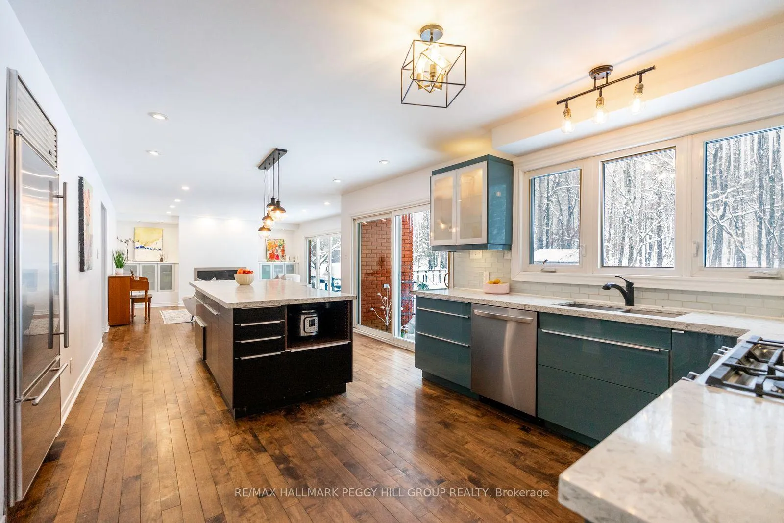 Photo 6 of 63 Idlewood Drive, Springwater, Midhurst — HOMEH