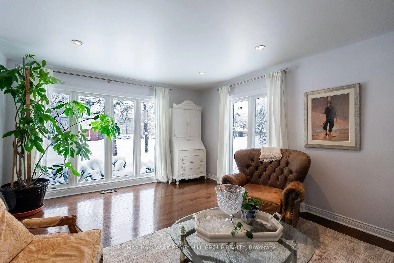 Photo 9 of 63 Idlewood Drive, Springwater, Midhurst — HOMEH