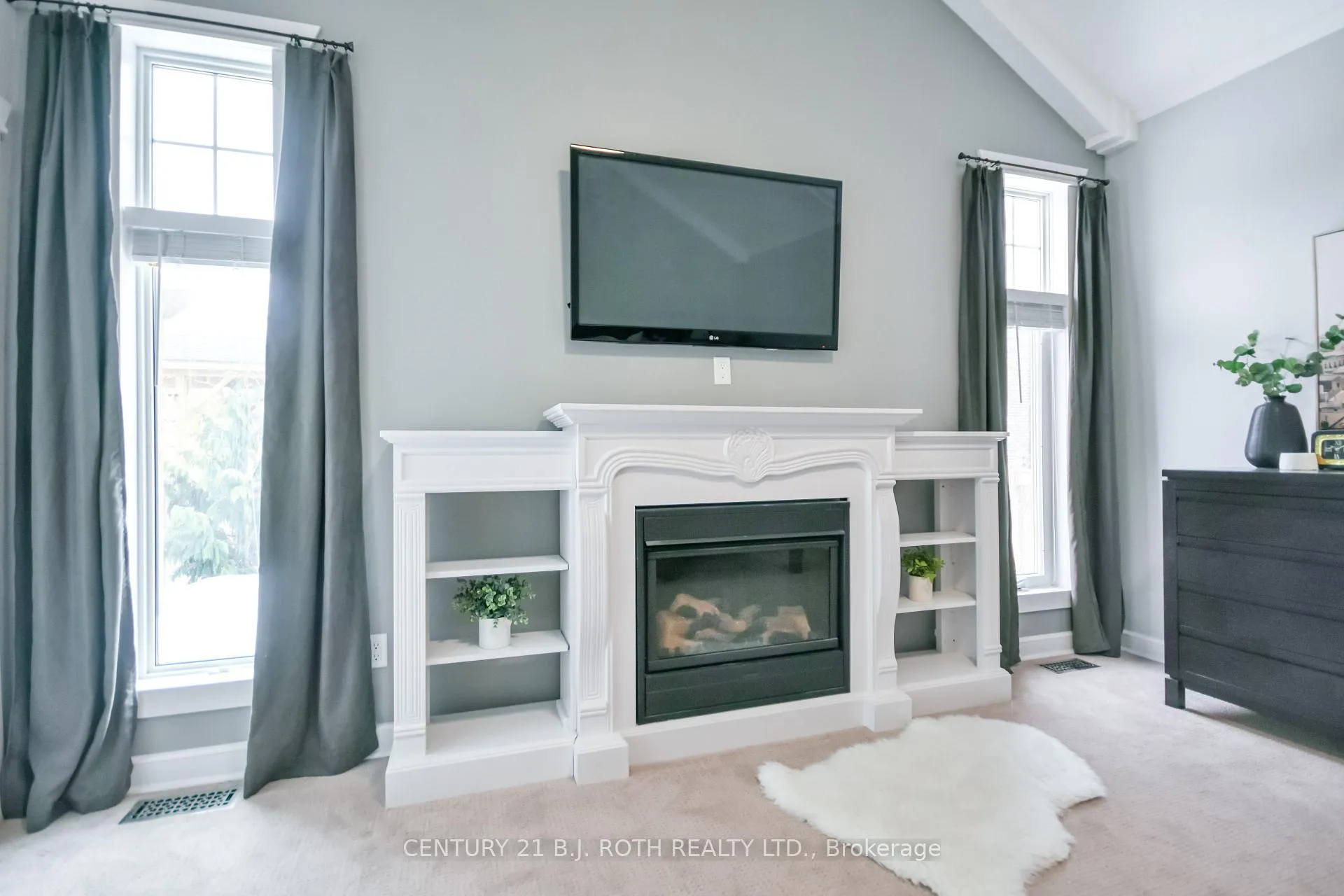 Photo 22 of 684 Park Road, Innisfil, Alcona — HOMEH