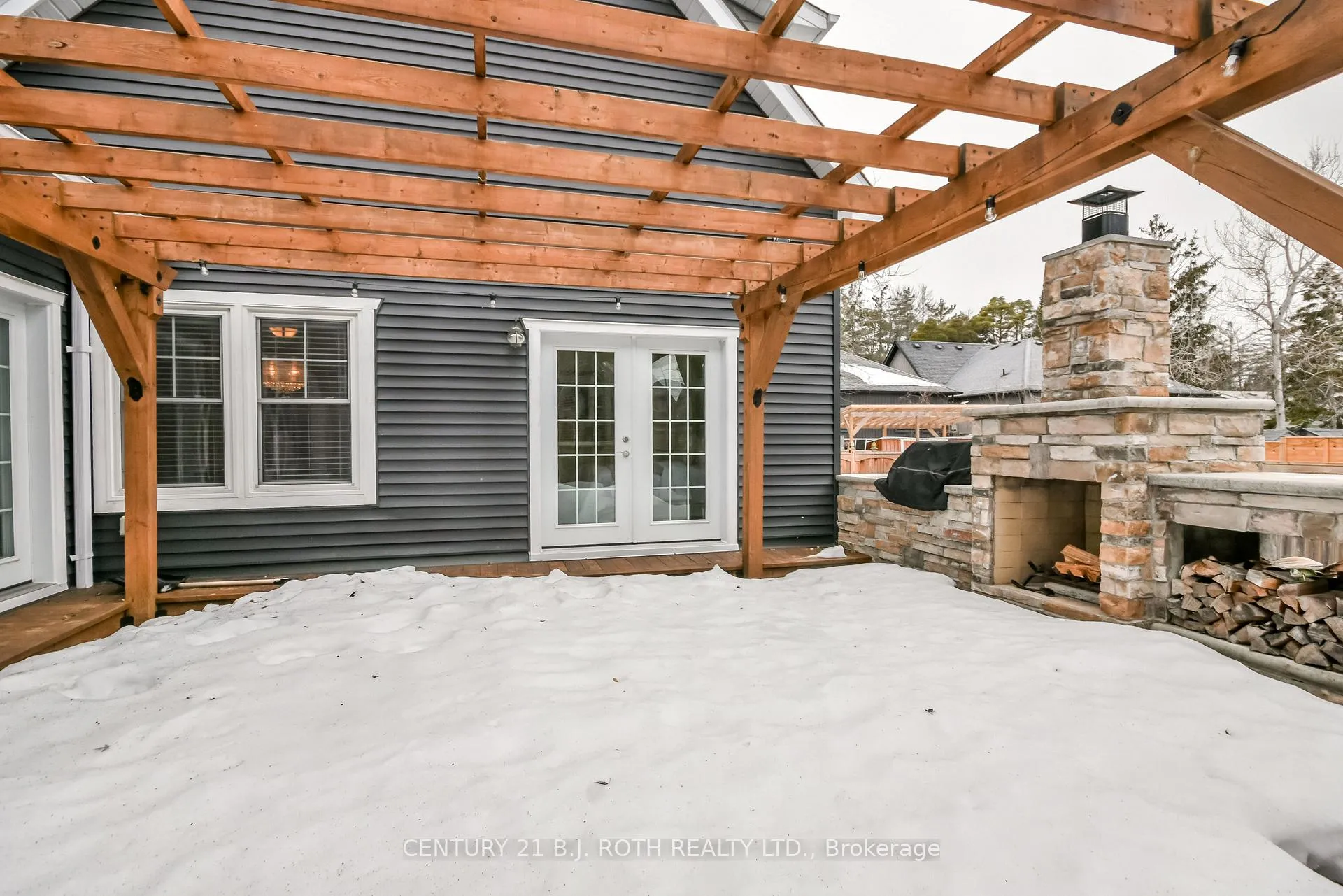 Photo 26 of 684 Park Road, Innisfil, Alcona — HOMEH