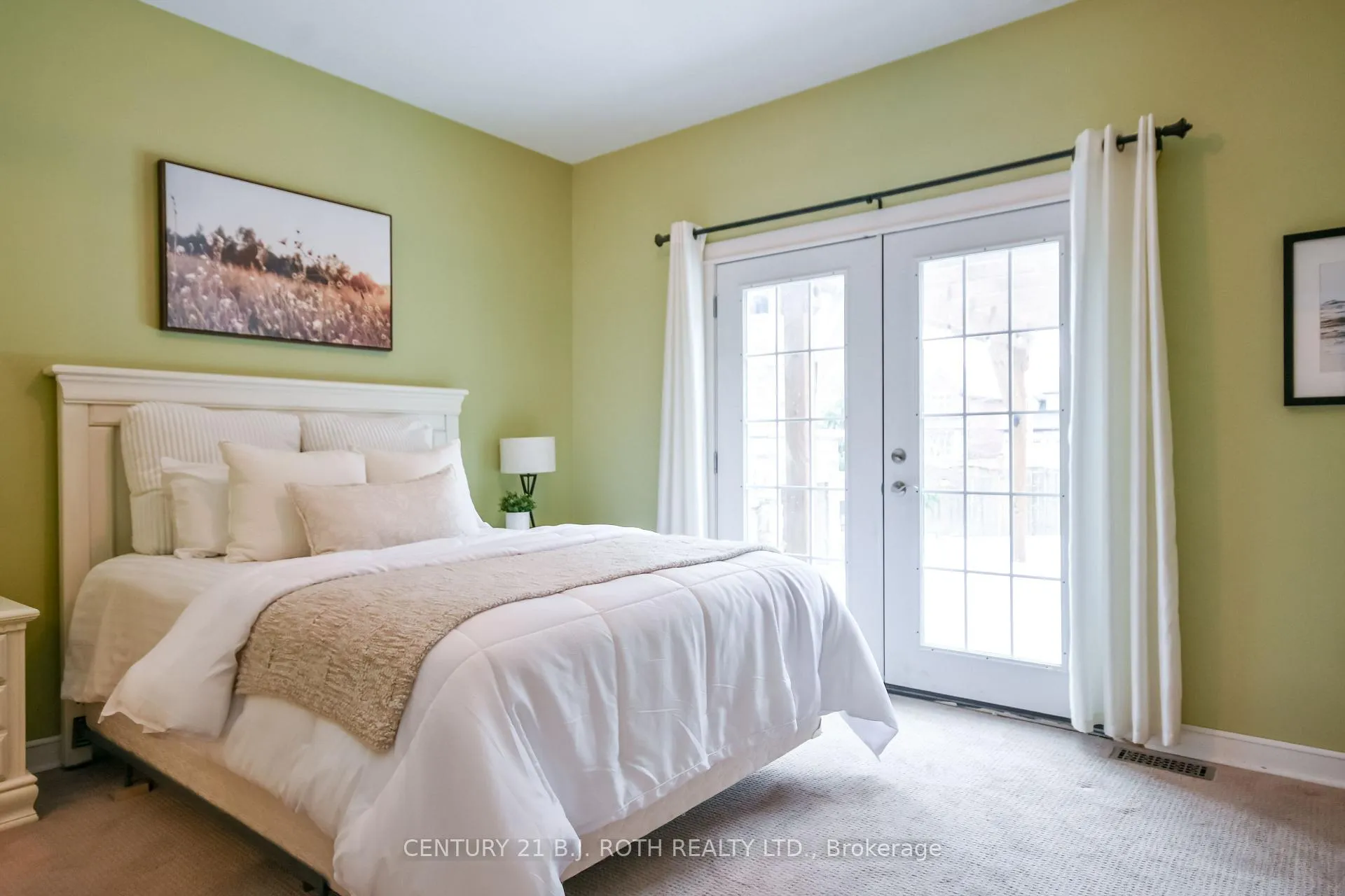 Photo 36 of 684 Park Road, Innisfil, Alcona — HOMEH