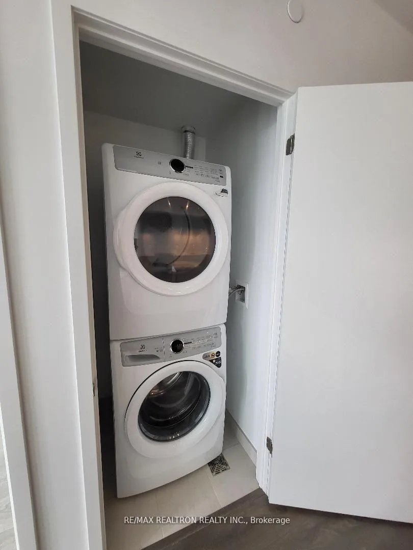 Photo 13 of Unit 624, 8 Beverley Glen Boulevard, Vaughan, Beverley Glen — HOMEH