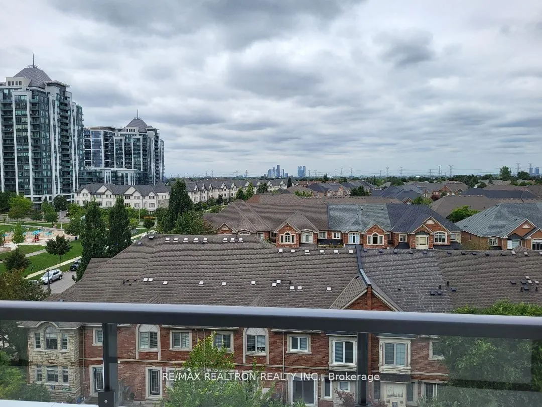 Photo 15 of Unit 624, 8 Beverley Glen Boulevard, Vaughan, Beverley Glen — HOMEH