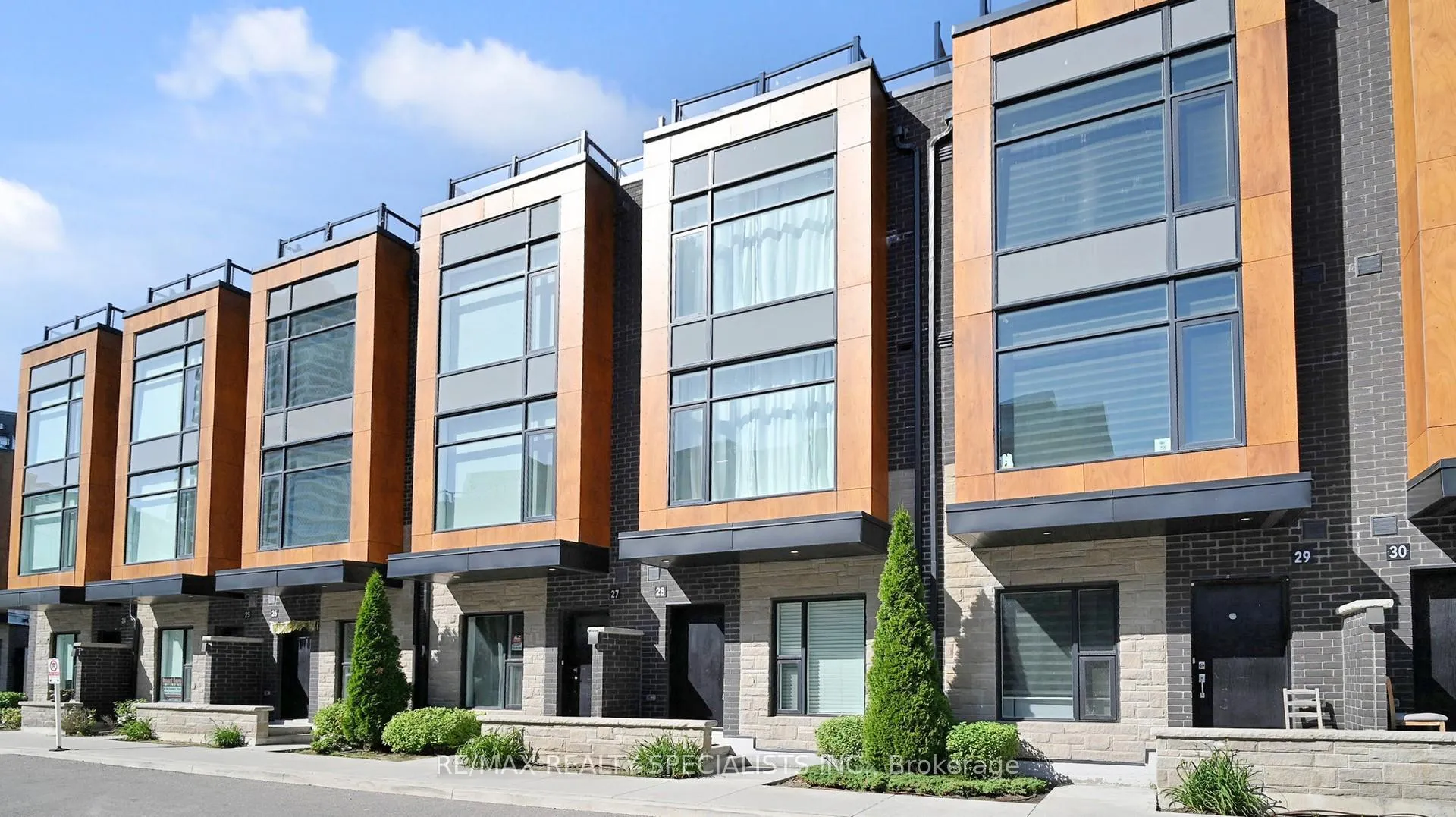 Photo 2 of Unit 28, 200 Malta Avenue, Brampton, Fletcher's Creek South — HOMEH