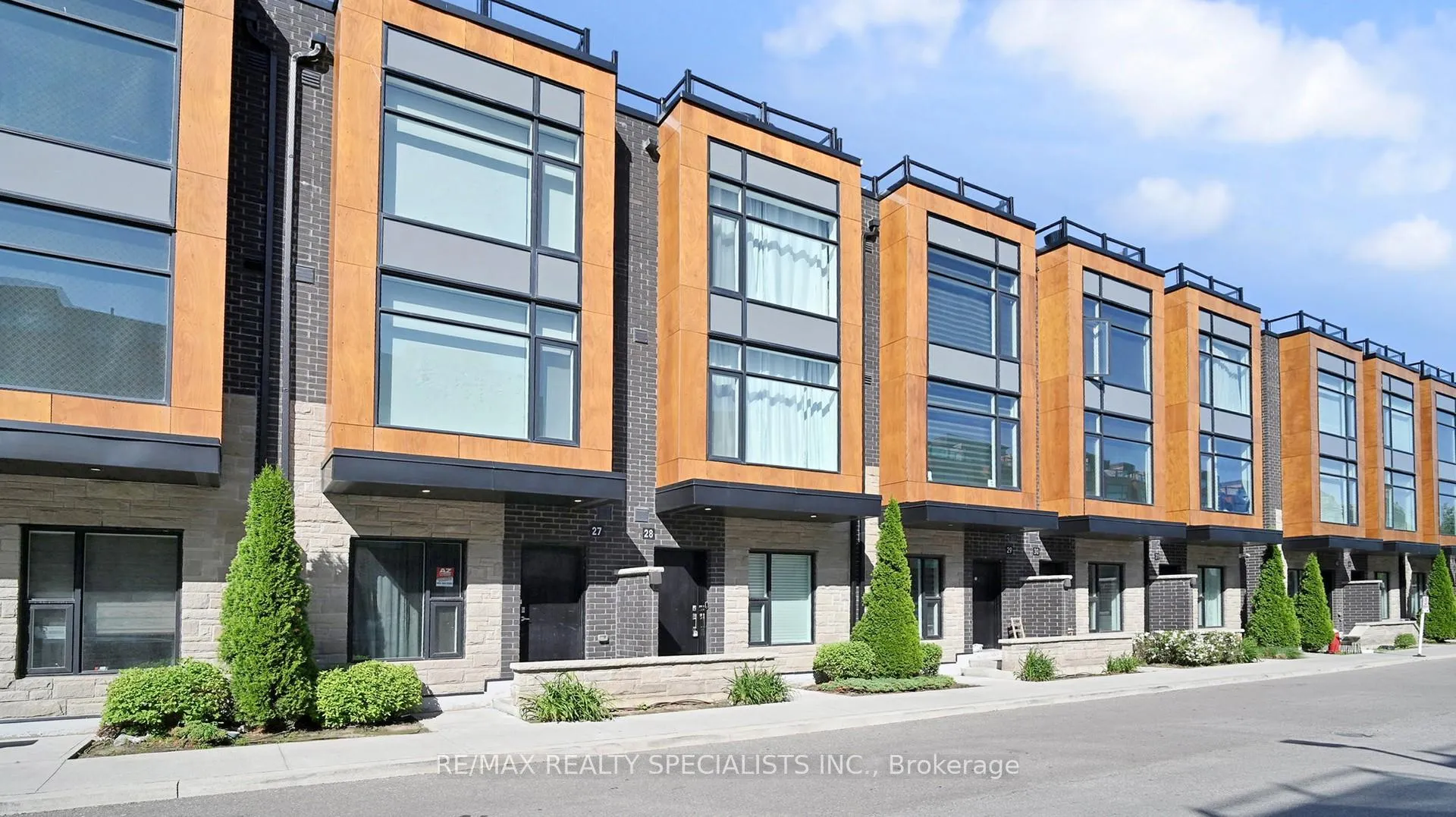 Photo 3 of Unit 28, 200 Malta Avenue, Brampton, Fletcher's Creek South — HOMEH