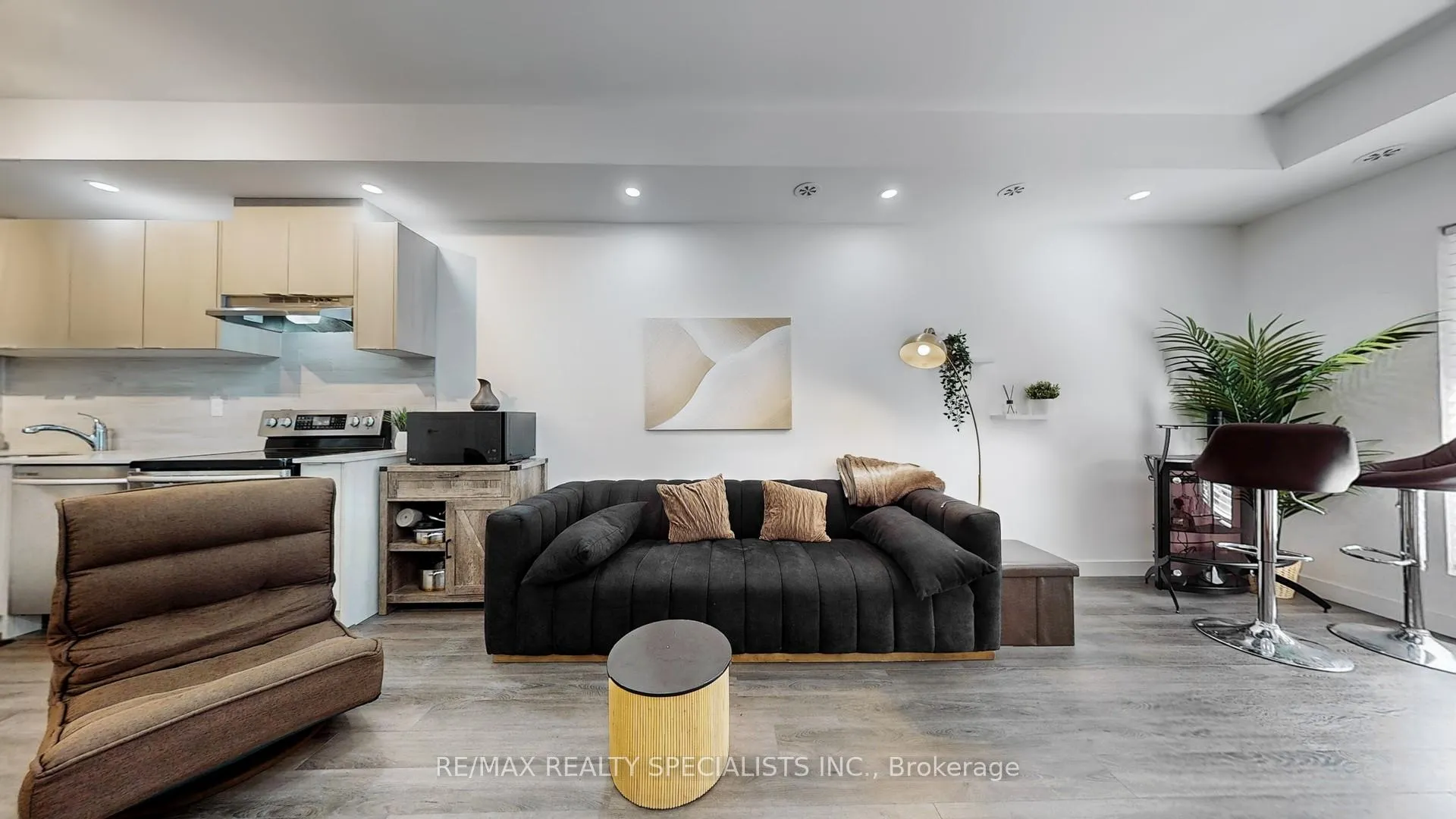 Photo 7 of Unit 28, 200 Malta Avenue, Brampton, Fletcher's Creek South — HOMEH