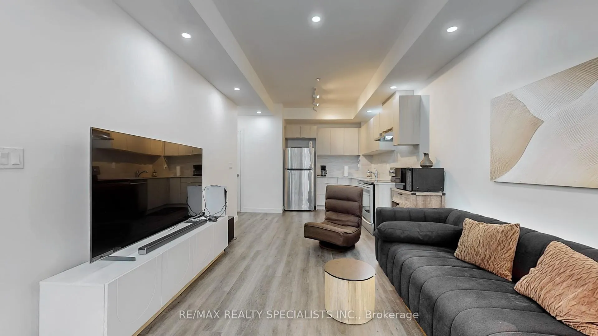 Photo 9 of Unit 28, 200 Malta Avenue, Brampton, Fletcher's Creek South — HOMEH