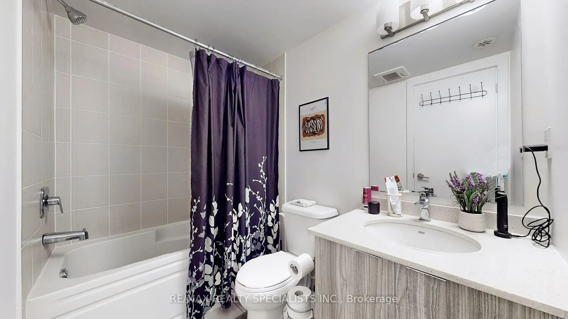 Photo 35 of Unit 28, 200 Malta Avenue, Brampton, Fletcher's Creek South — HOMEH