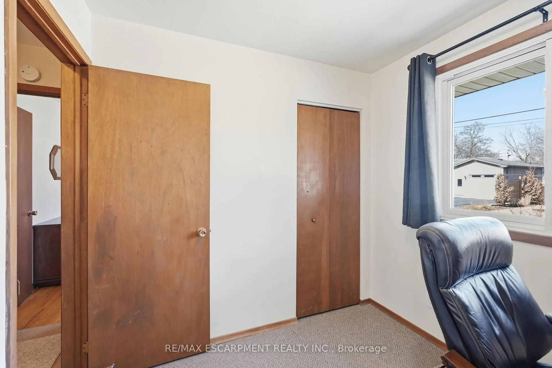 Photo 29 of 54 Nelson Street, Hamilton, Waterdown — HOMEH