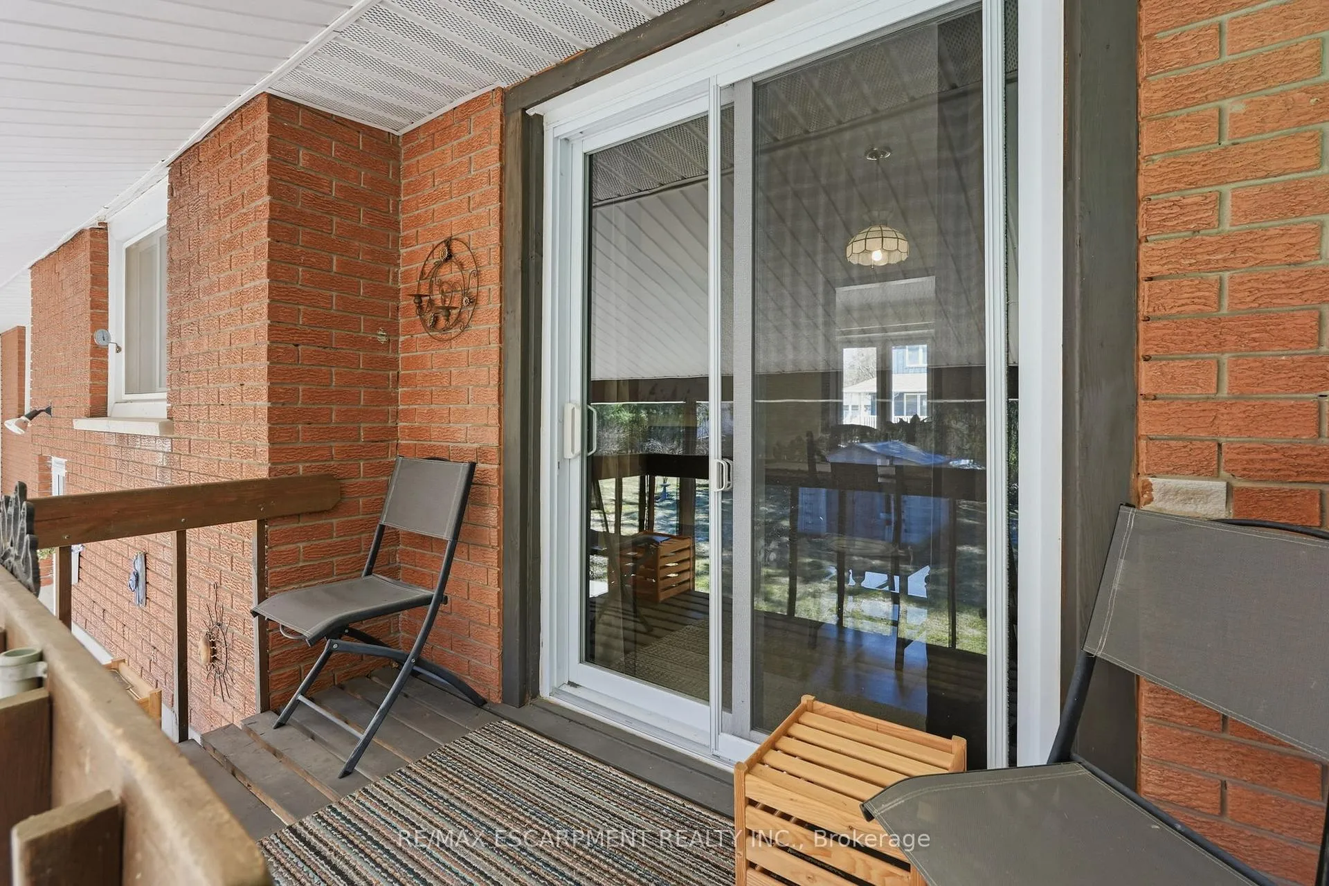 Photo 41 of 54 Nelson Street, Hamilton, Waterdown — HOMEH