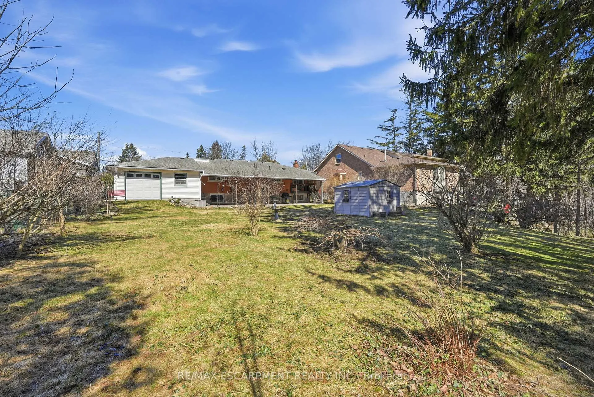 Photo 43 of 54 Nelson Street, Hamilton, Waterdown — HOMEH
