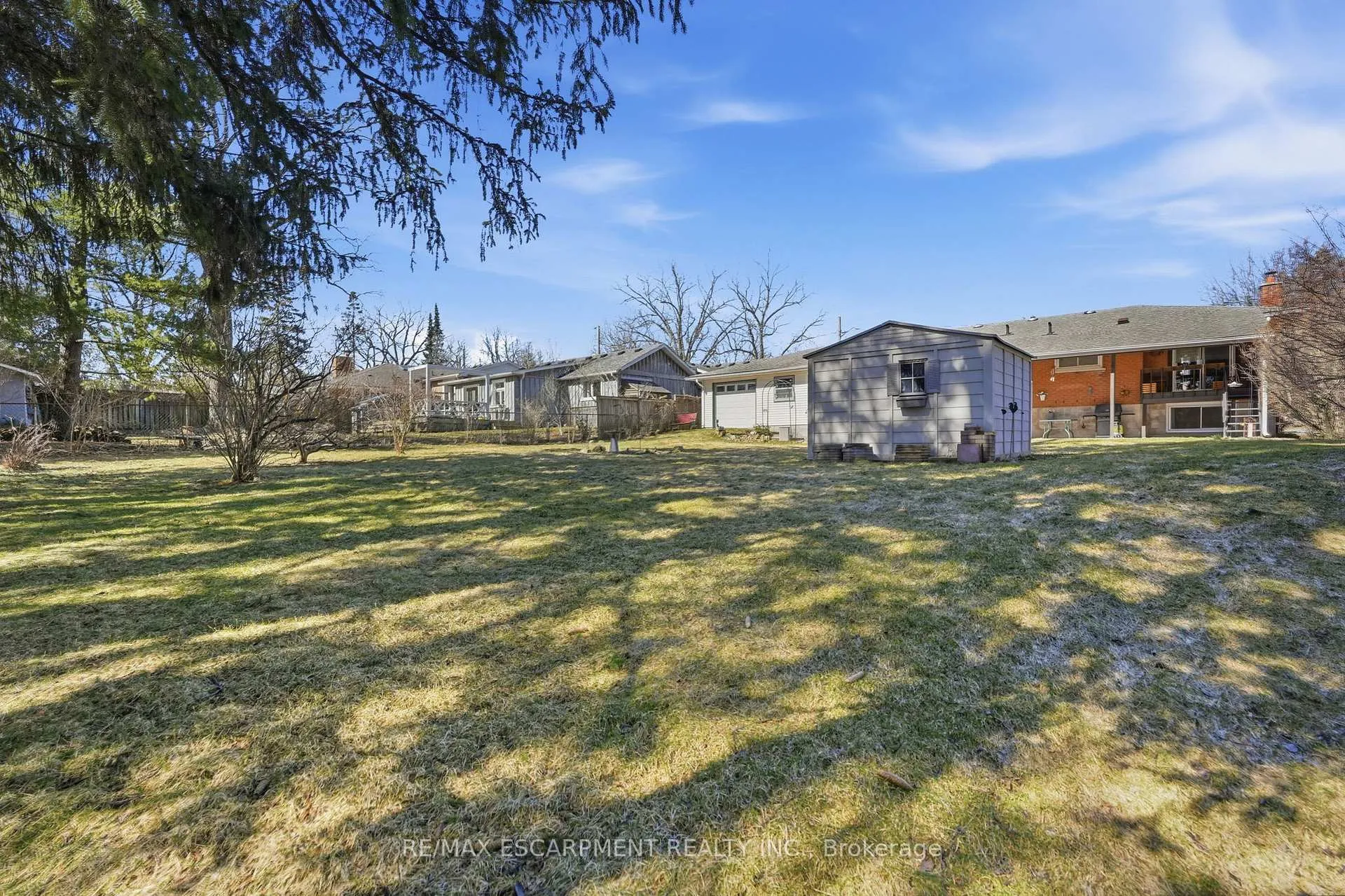 Photo 45 of 54 Nelson Street, Hamilton, Waterdown — HOMEH
