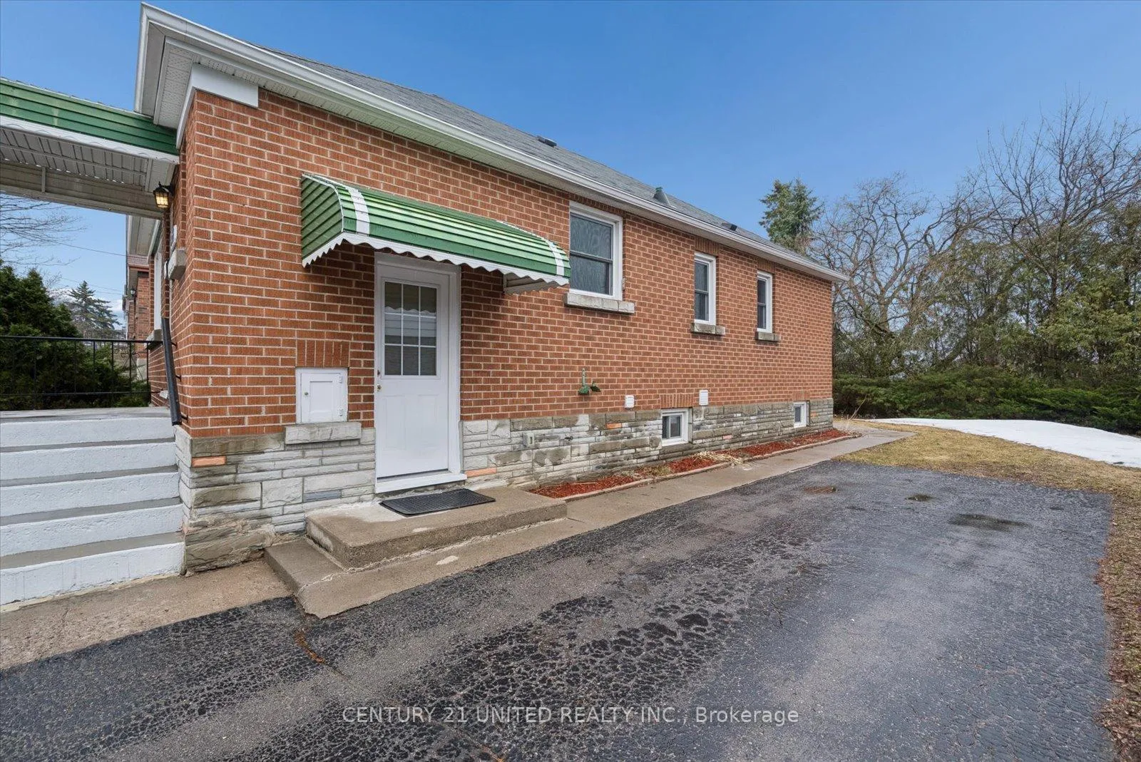Photo 36 of 785 Brunswick Avenue, Peterborough, Otonabee Ward 1 — HOMEH