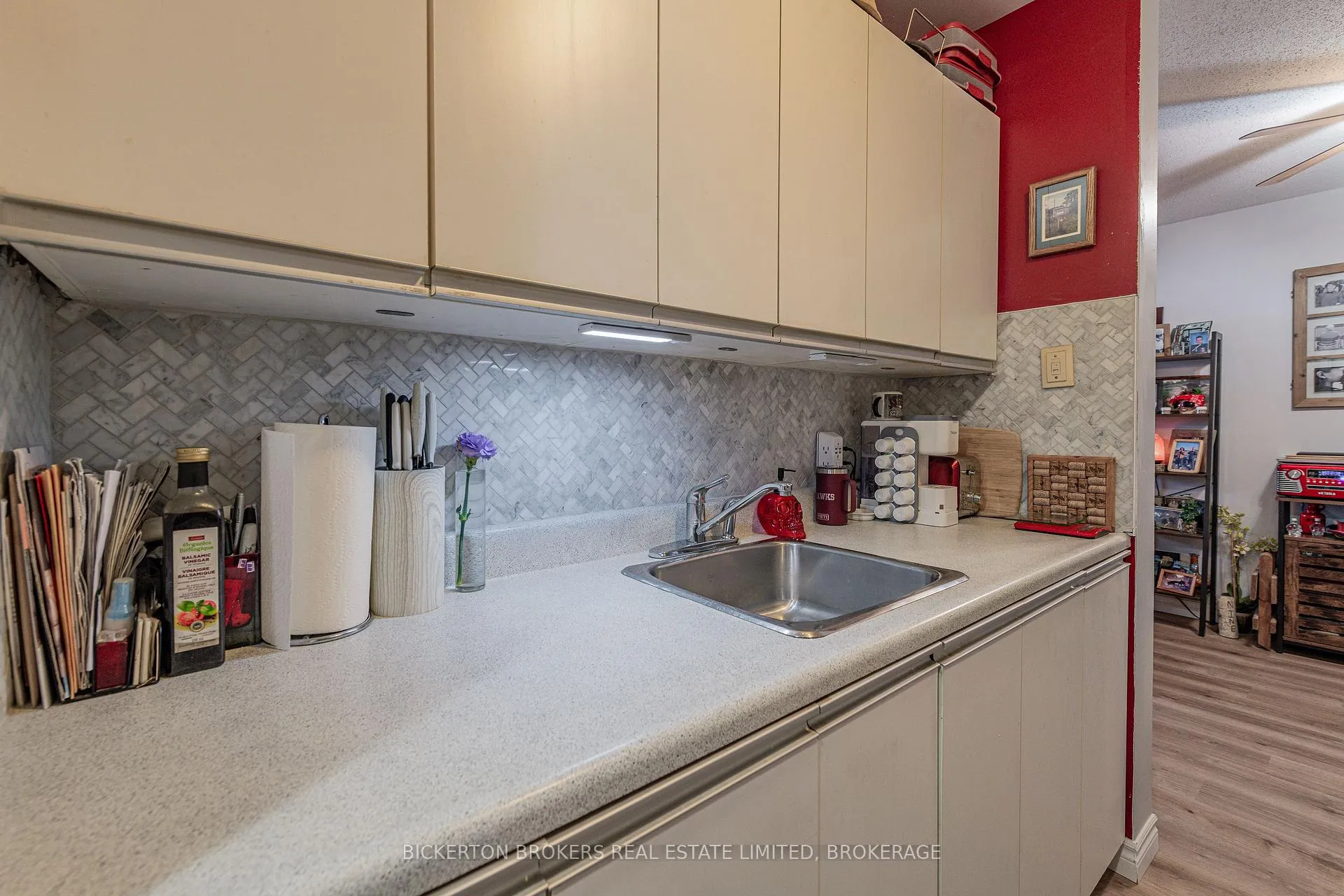 Photo 8 of Unit 102, 540 Talbot Place, Gananoque — HOMEH