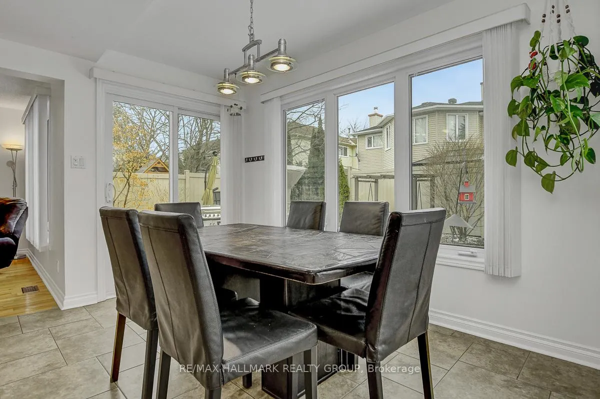 Photo 17 of 1692 Caminiti Crescent, Ottawa, Fallingbrook/Pineridge — HOMEH