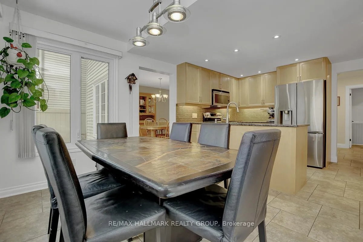 Photo 19 of 1692 Caminiti Crescent, Ottawa, Fallingbrook/Pineridge — HOMEH