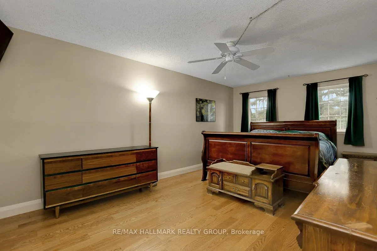 Photo 26 of 1692 Caminiti Crescent, Ottawa, Fallingbrook/Pineridge — HOMEH