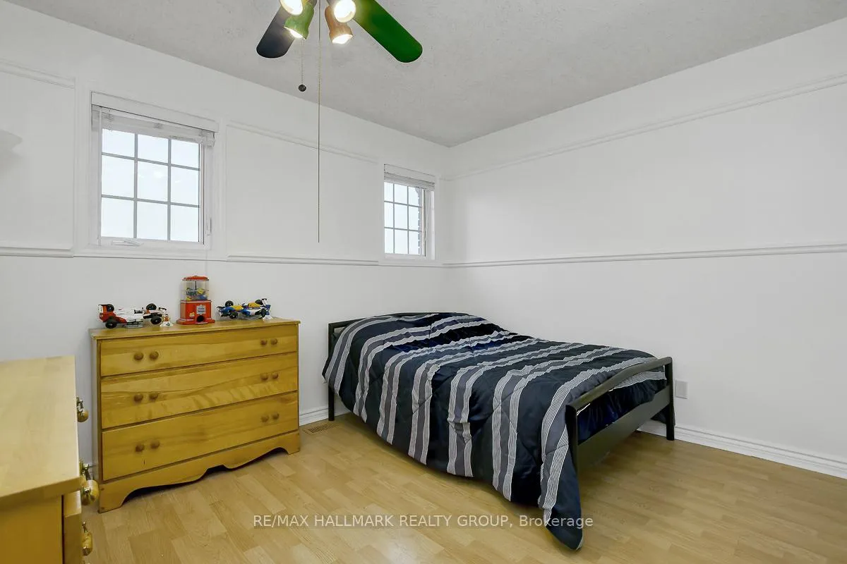 Photo 33 of 1692 Caminiti Crescent, Ottawa, Fallingbrook/Pineridge — HOMEH