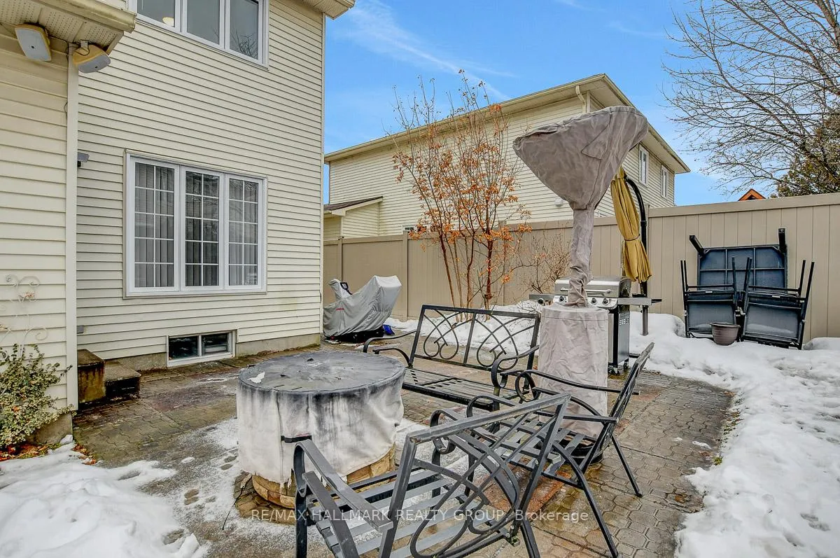 Photo 46 of 1692 Caminiti Crescent, Ottawa, Fallingbrook/Pineridge — HOMEH
