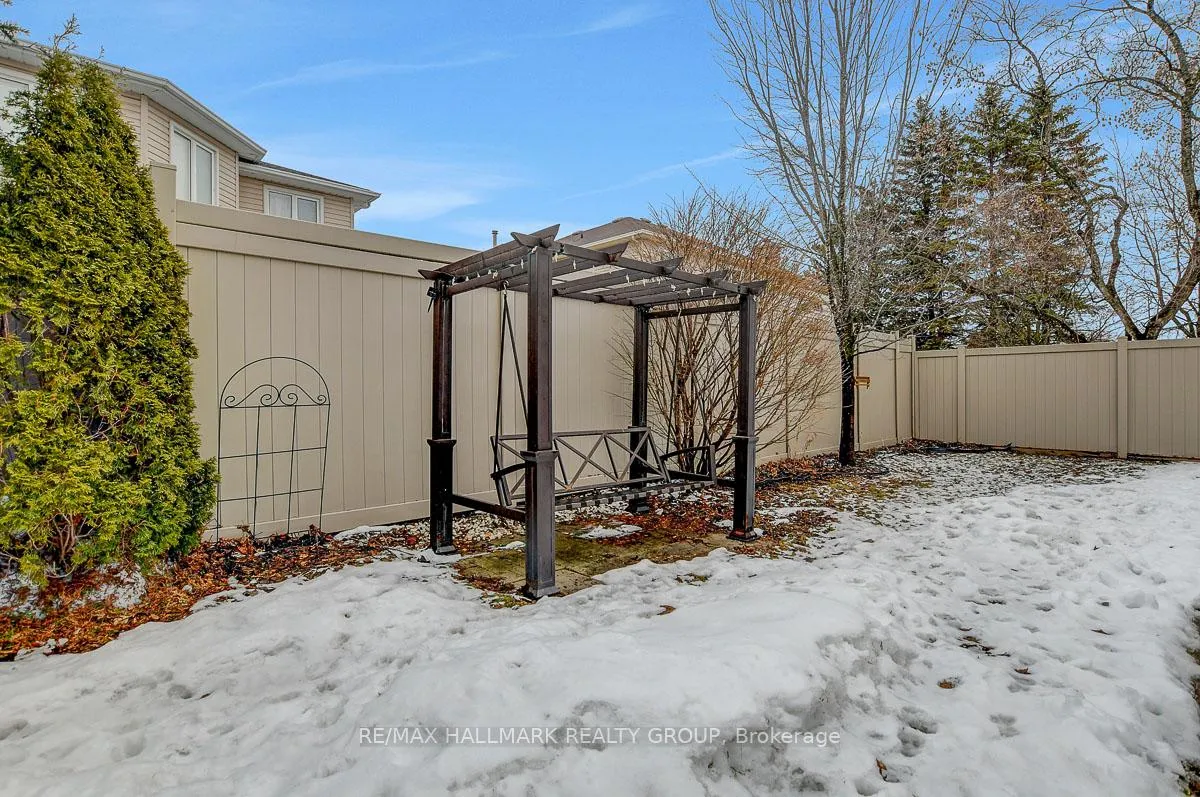 Photo 47 of 1692 Caminiti Crescent, Ottawa, Fallingbrook/Pineridge — HOMEH