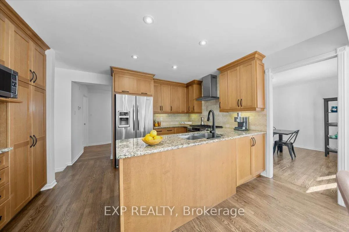 Photo 13 of 25 Cullen Court, Ottawa, Manordale — HOMEH