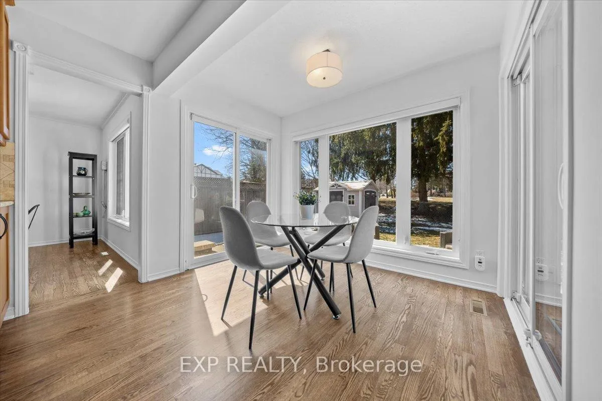 Photo 15 of 25 Cullen Court, Ottawa, Manordale — HOMEH