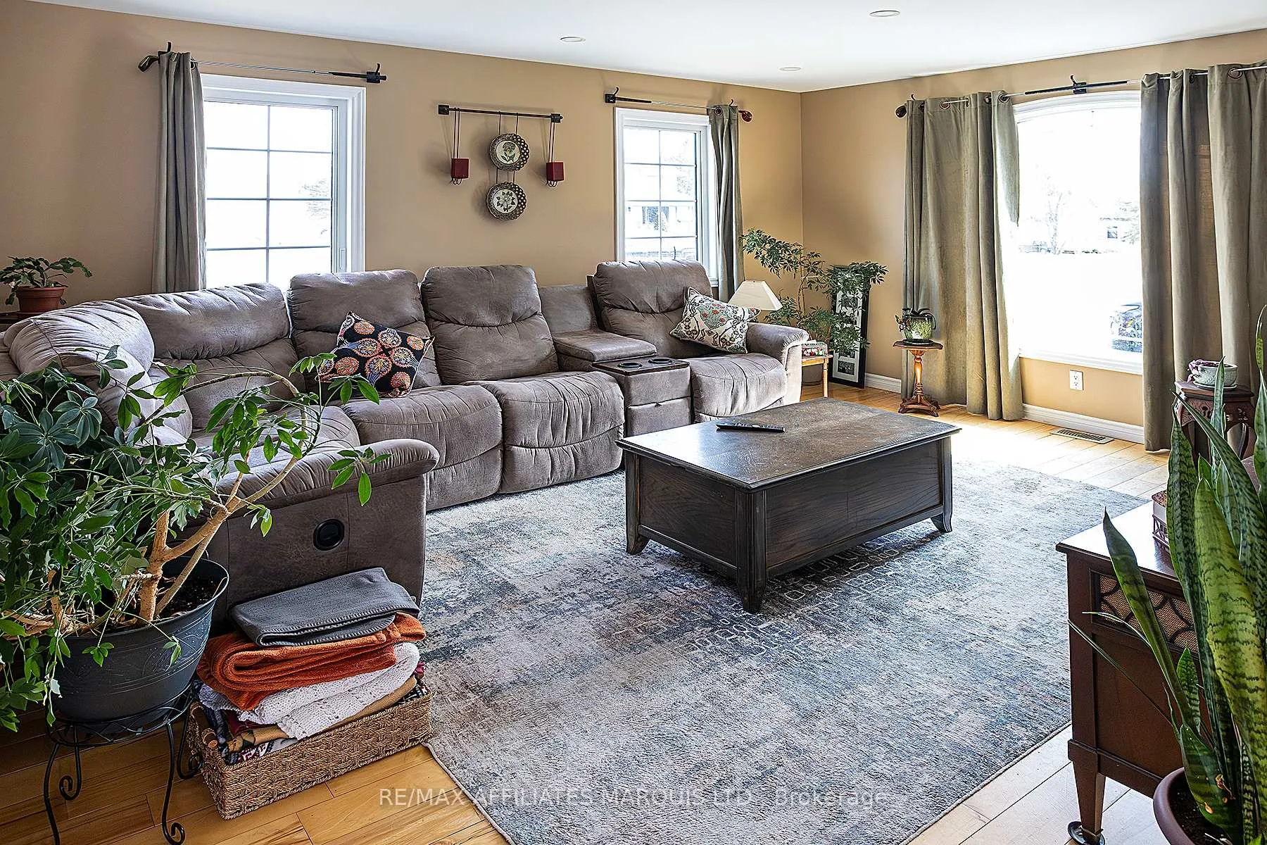Photo 14 of 10 Coyle Drive, South Dundas, South Dundas (Williamsburgh) Twp — HOMEH