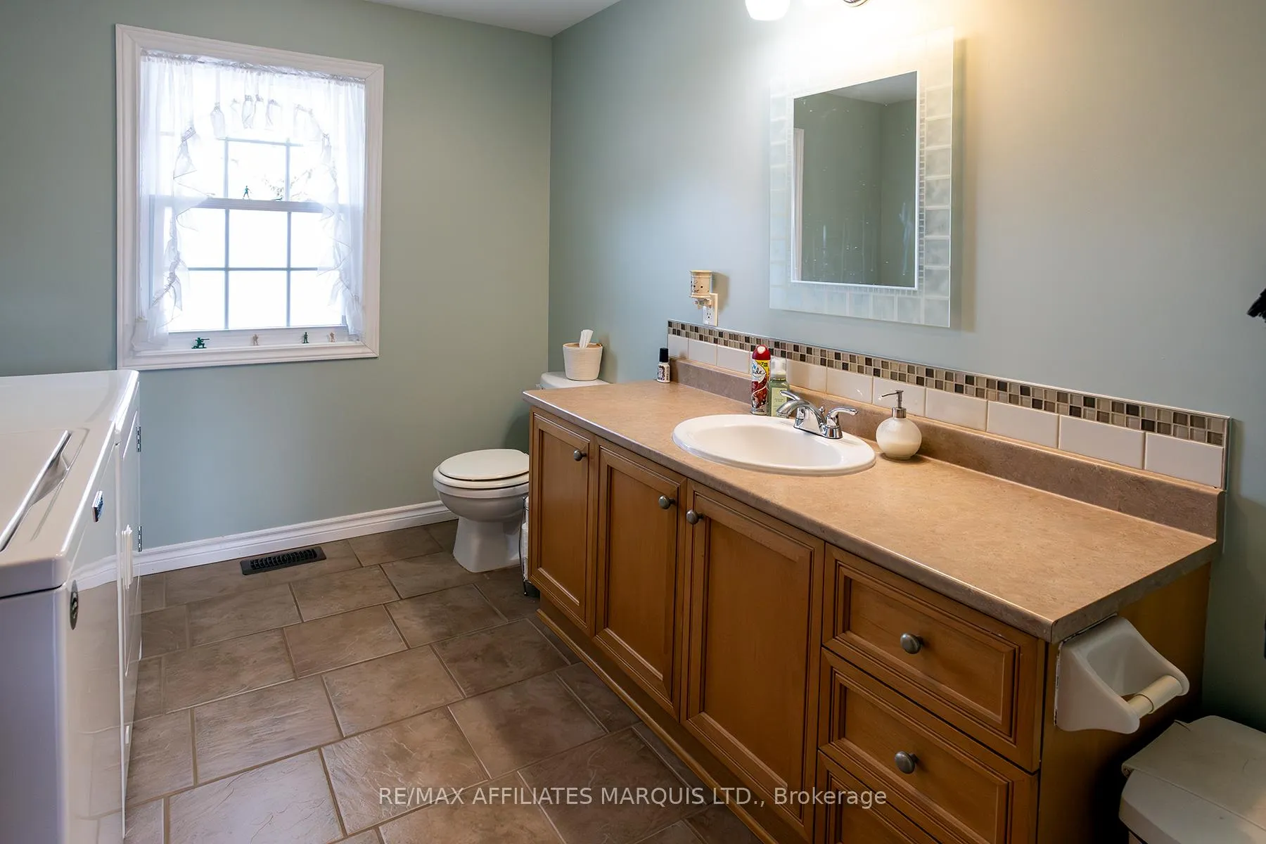 Photo 17 of 10 Coyle Drive, South Dundas, South Dundas (Williamsburgh) Twp — HOMEH