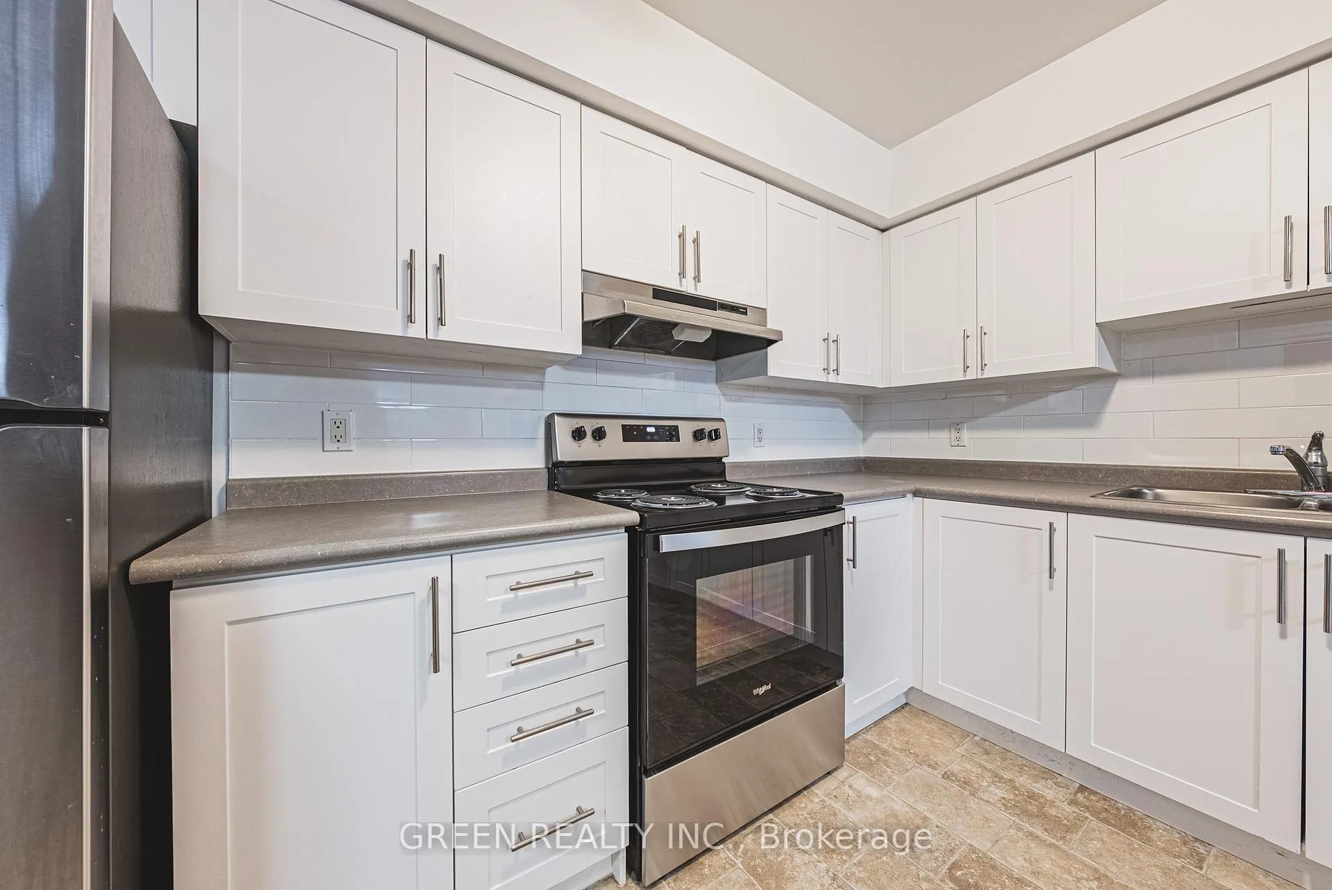 Photo 3 of Unit B03, 320 Emms Drive, Barrie, Holly — HOMEH