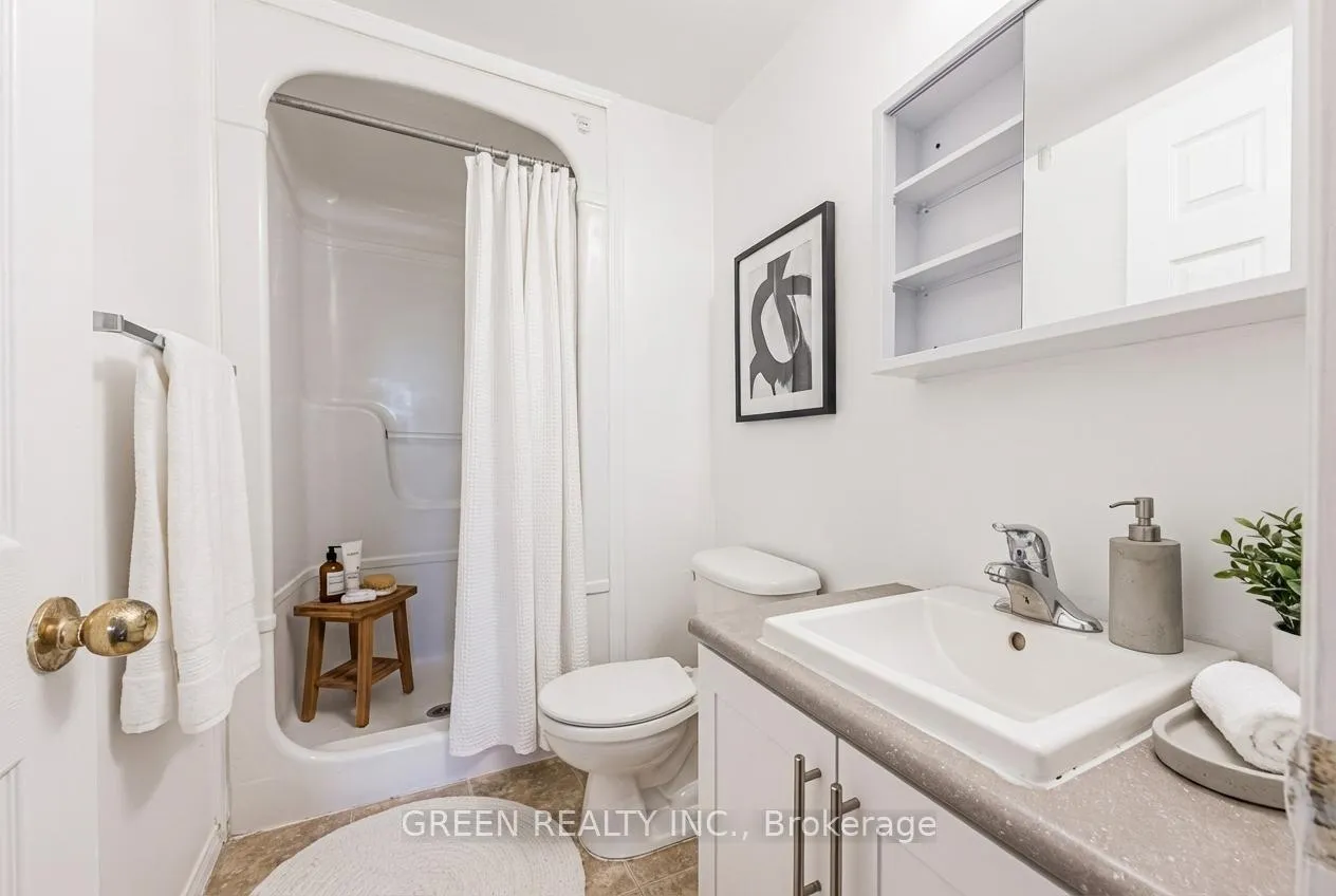 Photo 6 of Unit B03, 320 Emms Drive, Barrie, Holly — HOMEH