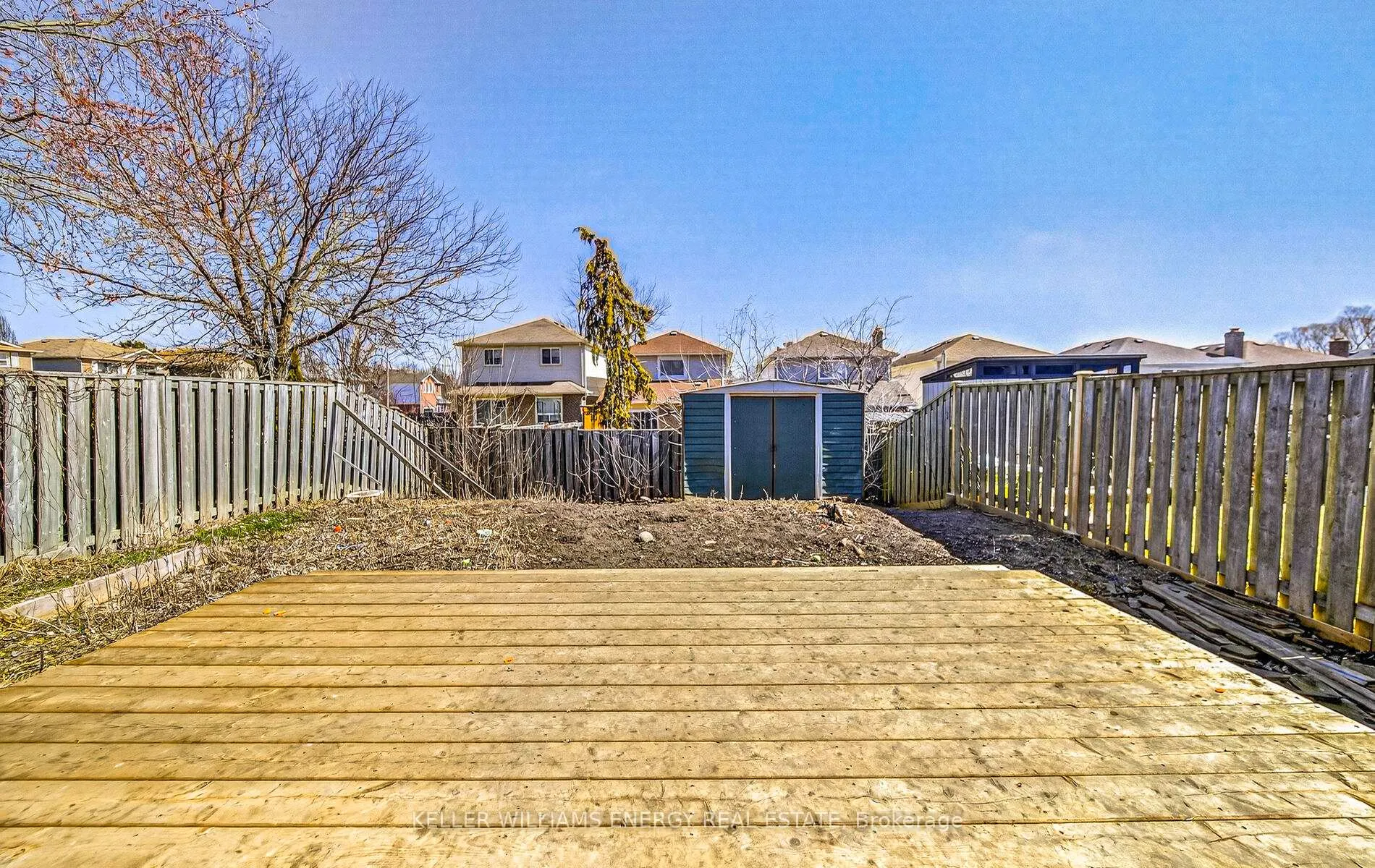 Photo 4 of 215 Sagebrush Street, Oshawa, McLaughlin — HOMEH