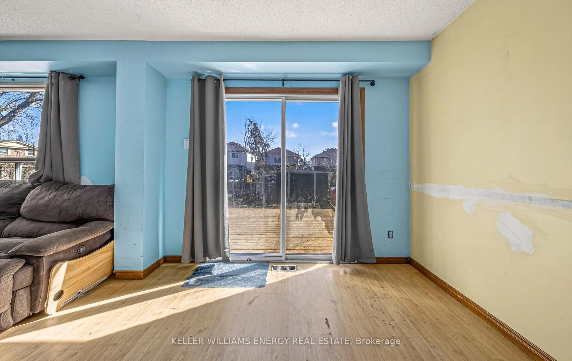 Photo 8 of 215 Sagebrush Street, Oshawa, McLaughlin — HOMEH