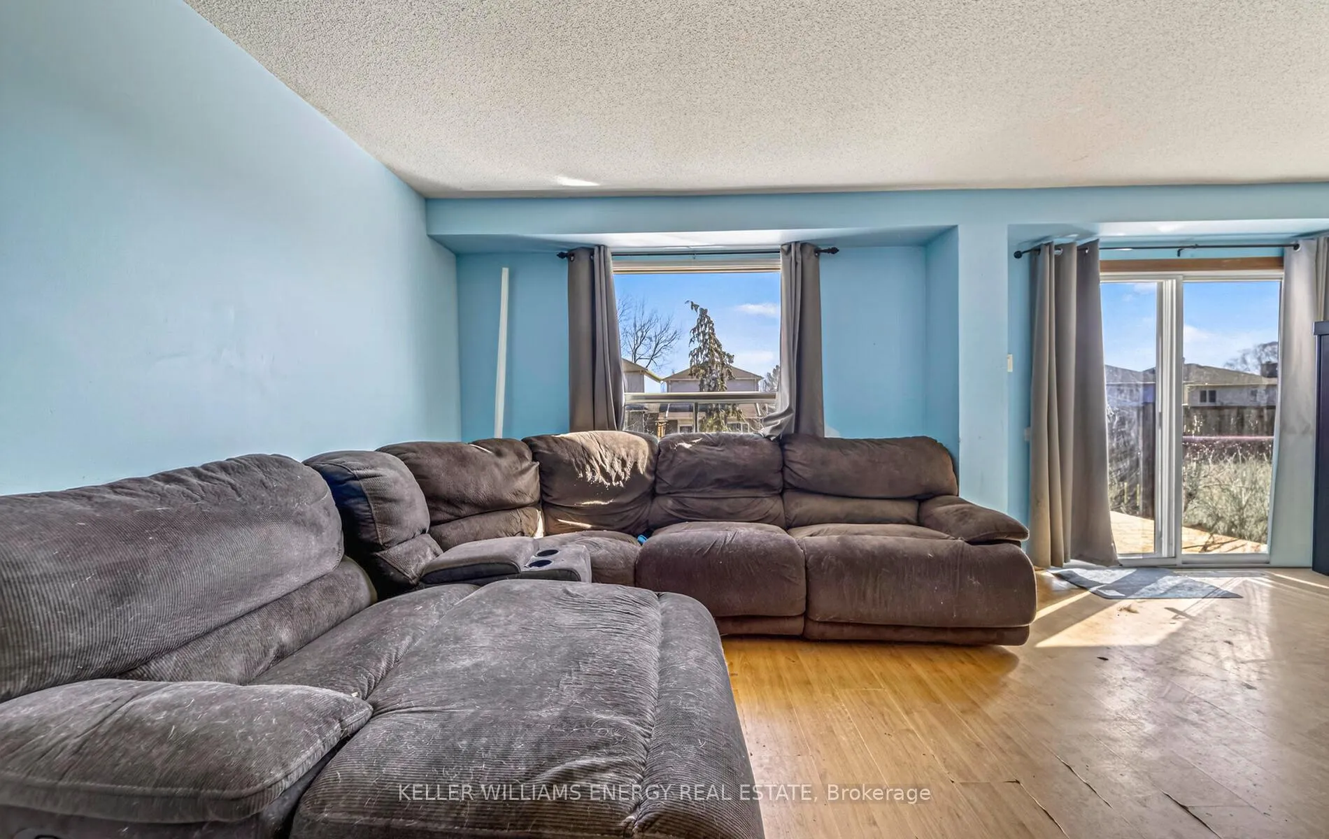 Photo 11 of 215 Sagebrush Street, Oshawa, McLaughlin — HOMEH
