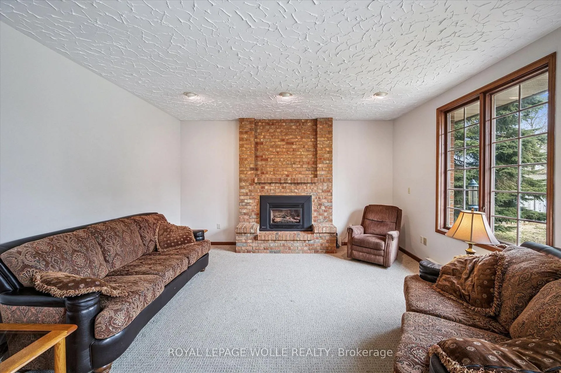 Photo 12 of 4225 Weimar Line, Wellesley — HOMEH