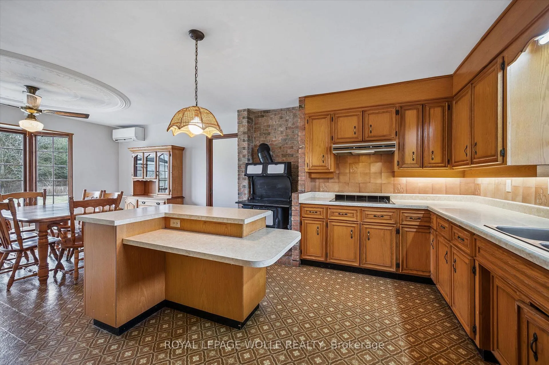 Photo 14 of 4225 Weimar Line, Wellesley — HOMEH