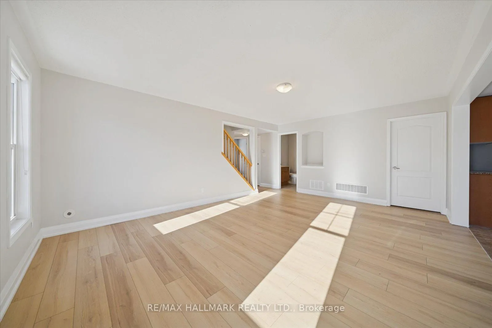 Photo 6 of Unit 1, 2740 Bur Oak Avenue, Markham, Cornell — HOMEH
