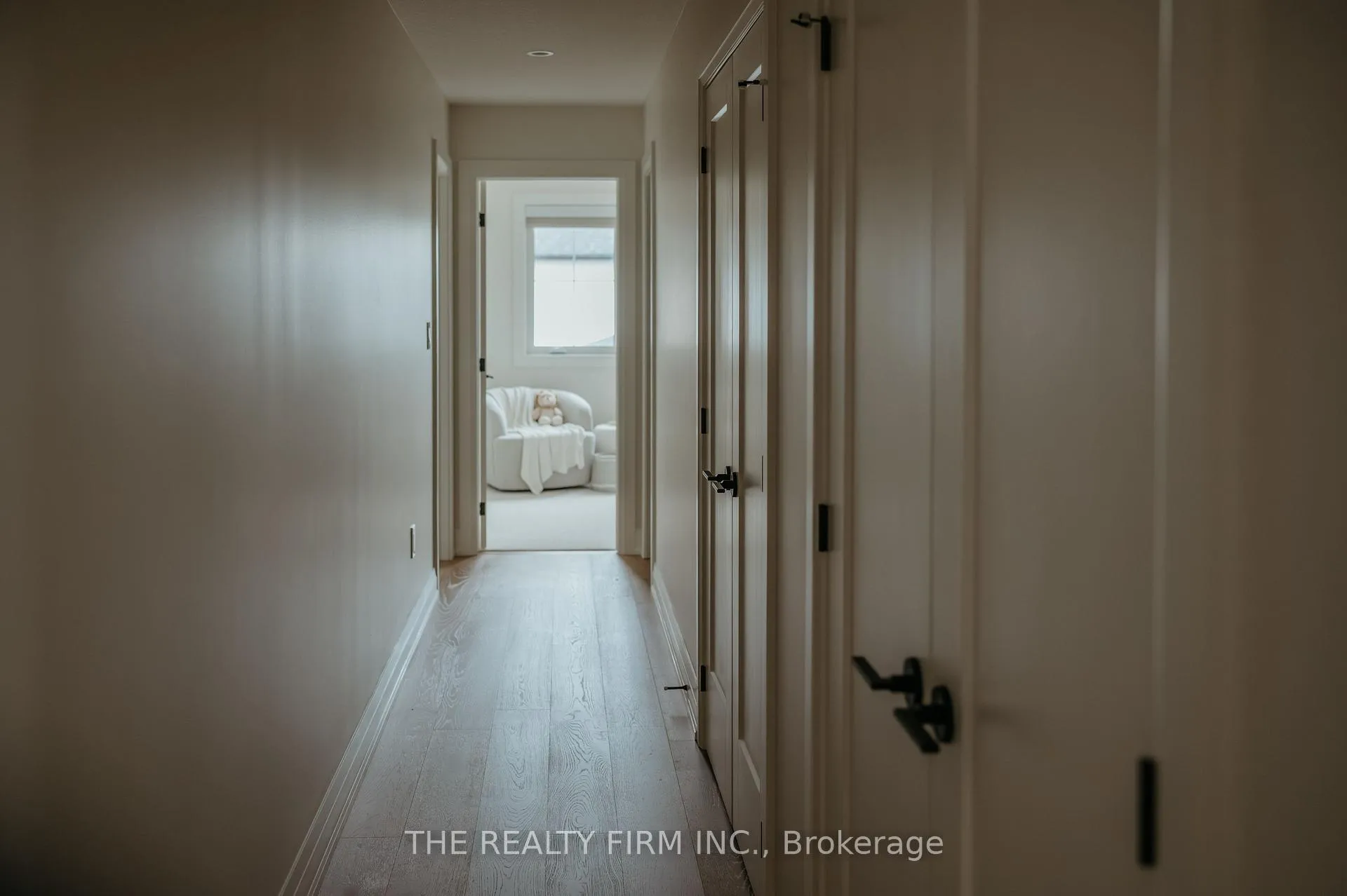 Photo 30 of 52 Royal Crescent, Southwold, Talbotville — HOMEH