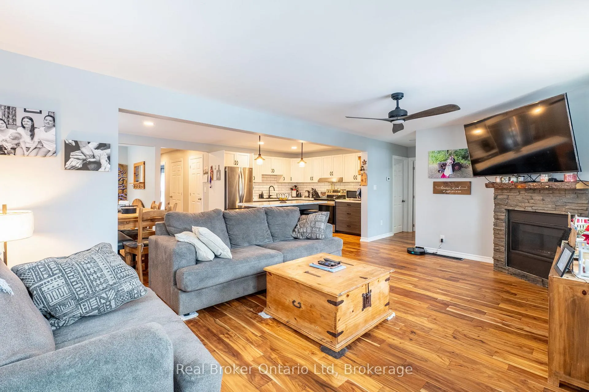 Photo 11 of 447 Sundial Drive, Orillia — HOMEH