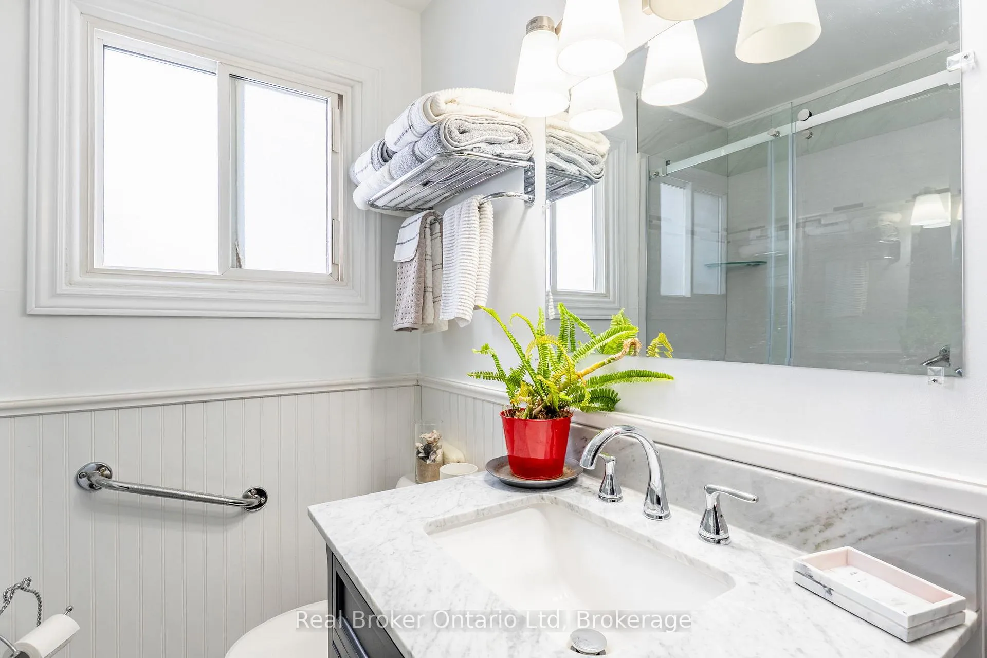 Photo 29 of 447 Sundial Drive, Orillia — HOMEH