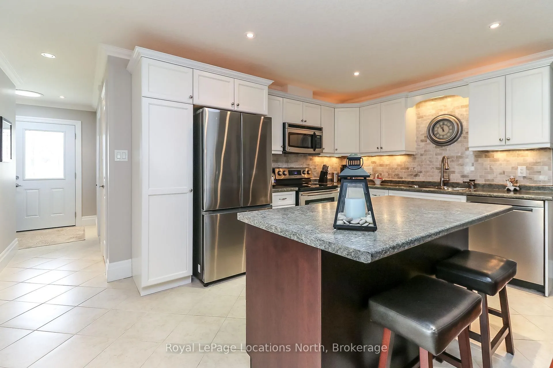 Photo 16 of 67 Greenway Drive, Wasaga Beach — HOMEH
