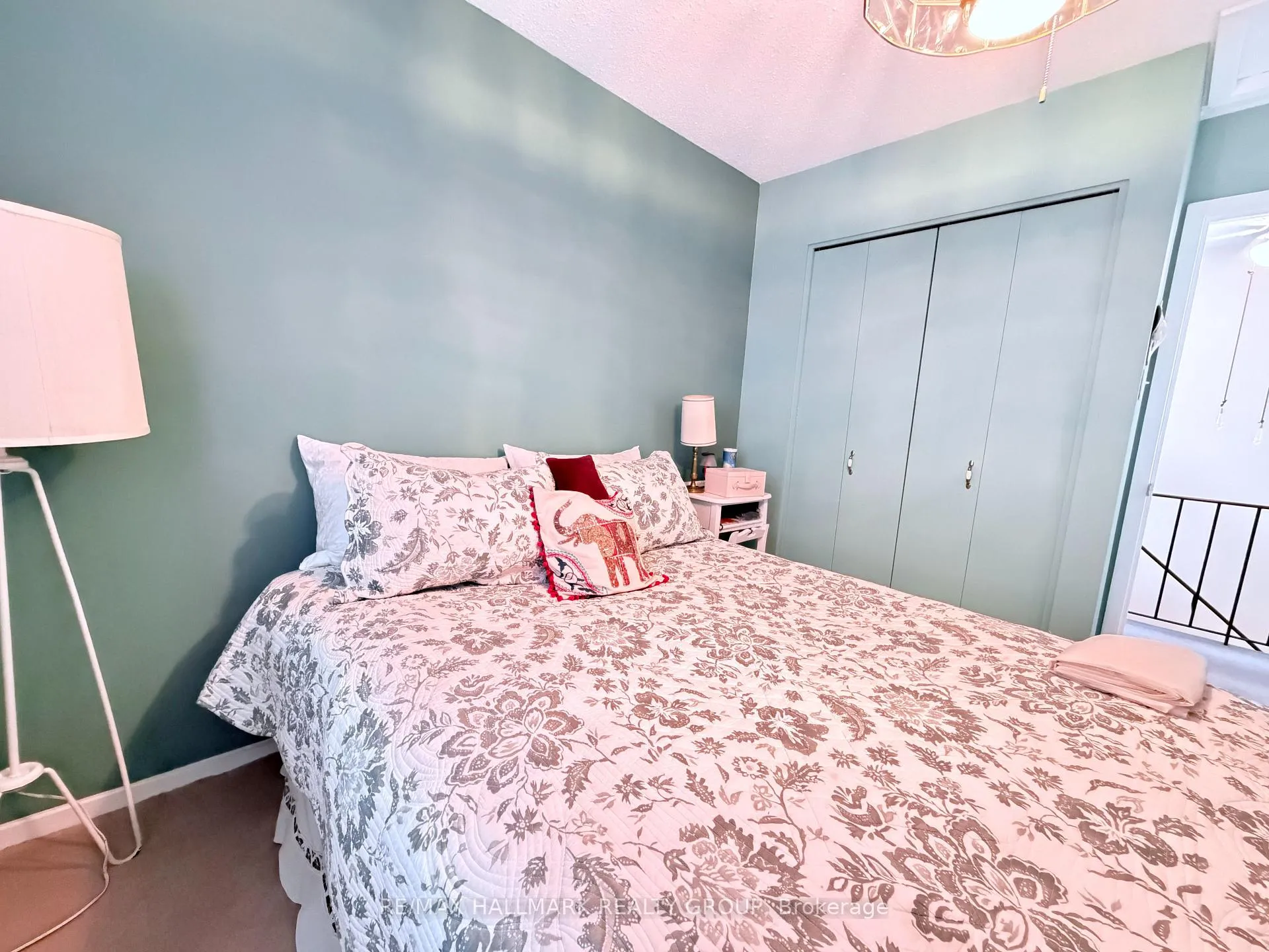 Photo 15 of Unit 8, 837 Eastvale Drive, Ottawa, Beaconwood — HOMEH