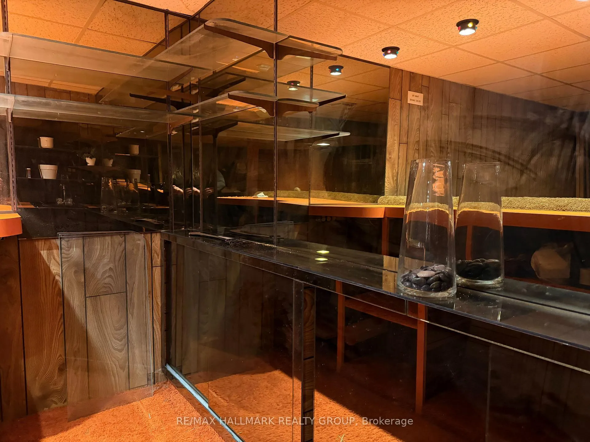 Photo 21 of Unit 8, 837 Eastvale Drive, Ottawa, Beaconwood — HOMEH