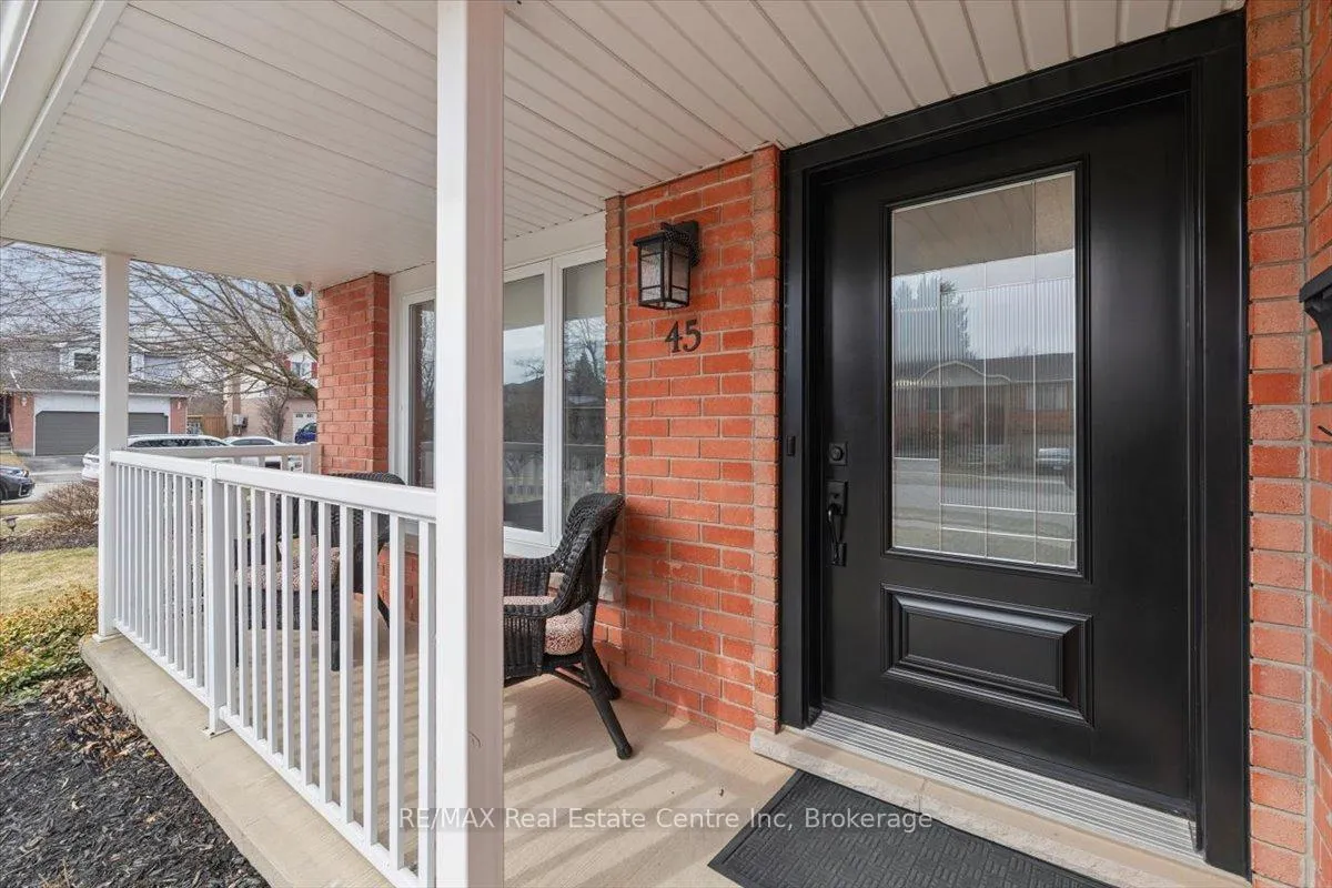 Photo 5 of 45 Darby Road, Guelph, Willow West/Sugarbush/West Acres — HOMEH
