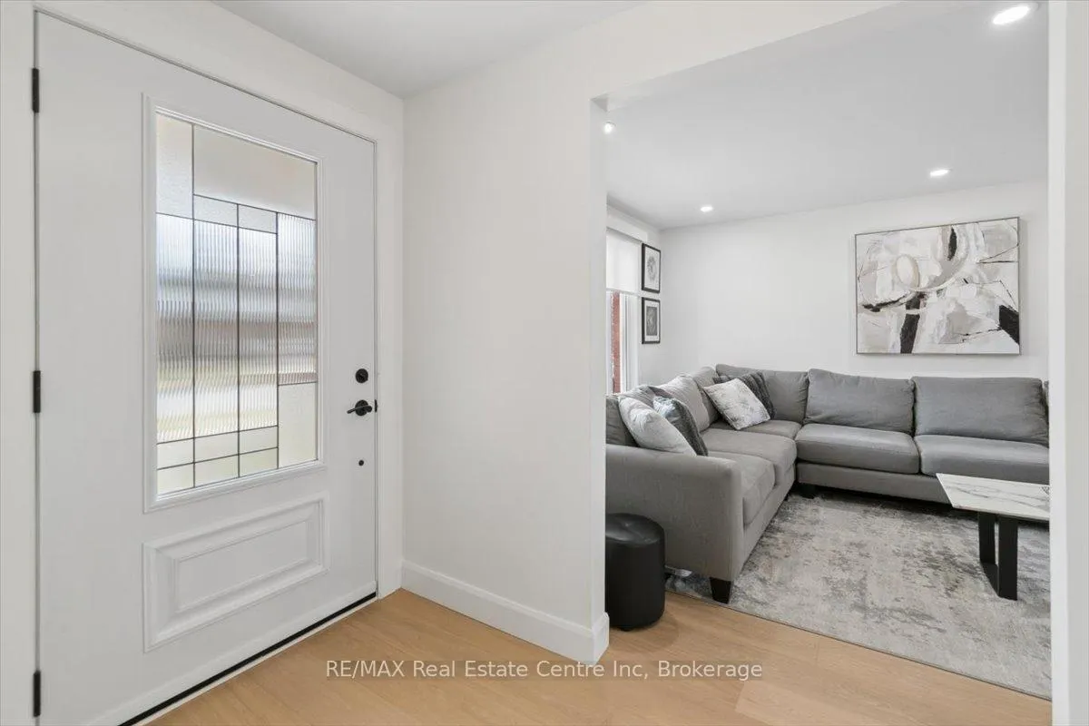 Photo 6 of 45 Darby Road, Guelph, Willow West/Sugarbush/West Acres — HOMEH