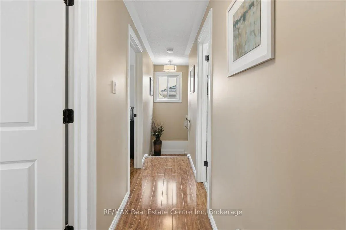 Photo 23 of 45 Darby Road, Guelph, Willow West/Sugarbush/West Acres — HOMEH