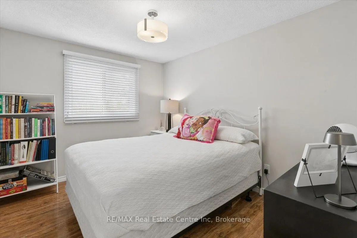 Photo 24 of 45 Darby Road, Guelph, Willow West/Sugarbush/West Acres — HOMEH