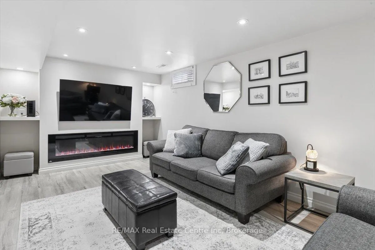Photo 33 of 45 Darby Road, Guelph, Willow West/Sugarbush/West Acres — HOMEH