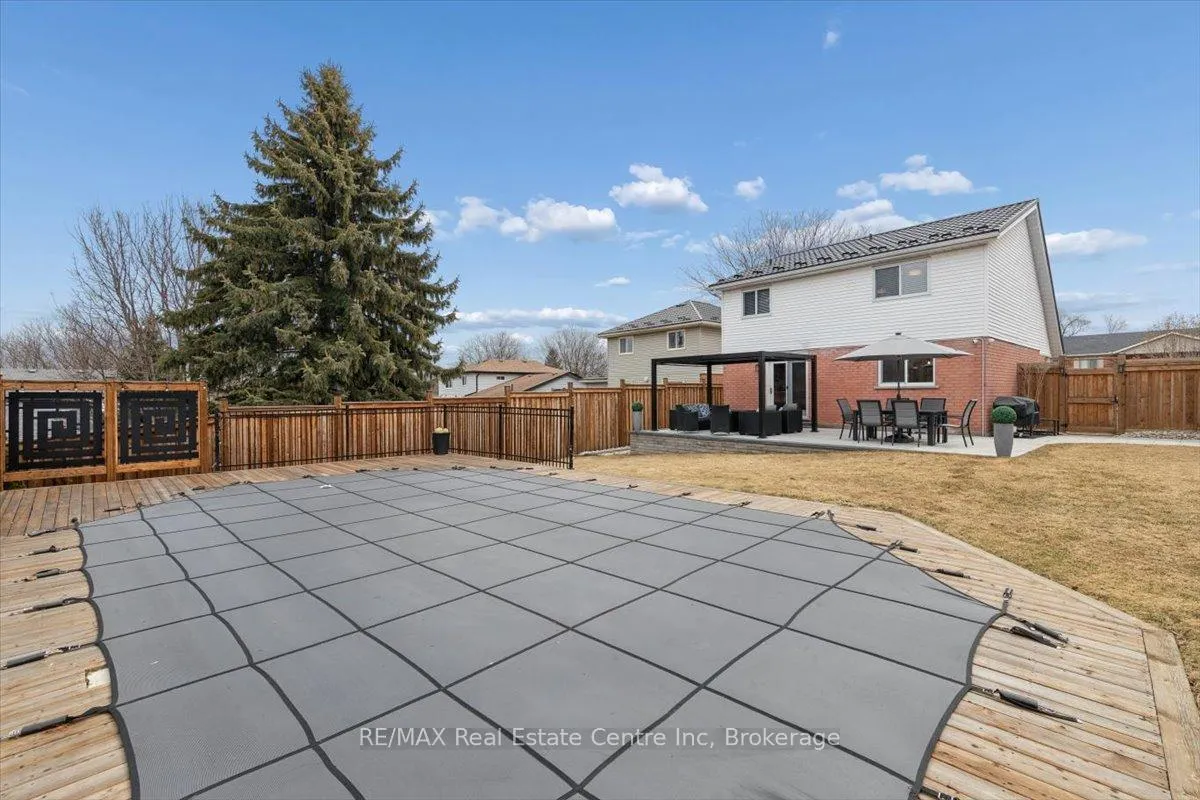 Photo 43 of 45 Darby Road, Guelph, Willow West/Sugarbush/West Acres — HOMEH
