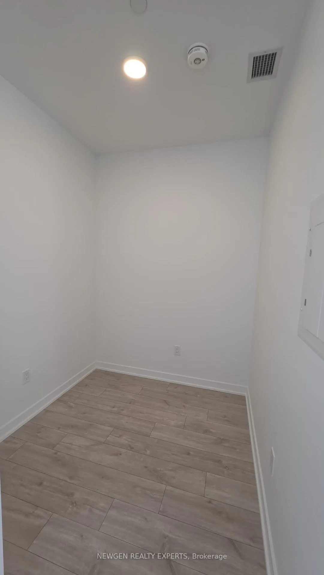 Photo 19 of Unit 801, 750 Whitlock Avenue, Milton, Cobban — HOMEH